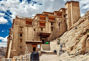 Leh Palace